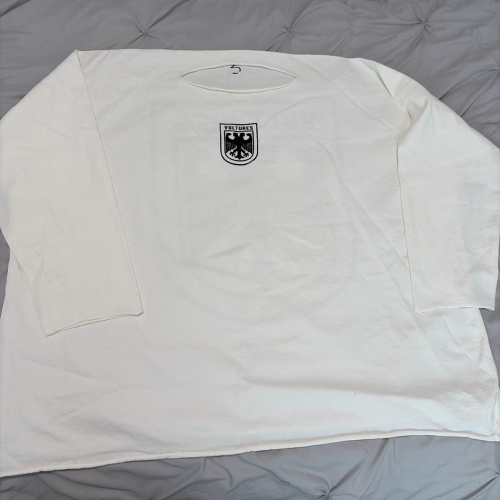 NEW YEEZY VULTURES ALBUM LONG SLEEVE TEE SZ 3 (XL-XXL) WHITE
